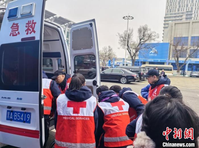 哈尔滨亚冬会医疗团队助力中国夺11金
