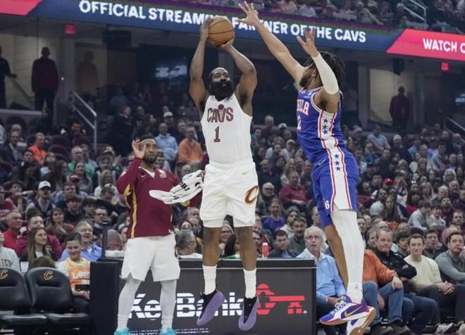 哈登砍21分创历史纪录 骑士逆转76人迎关键胜利