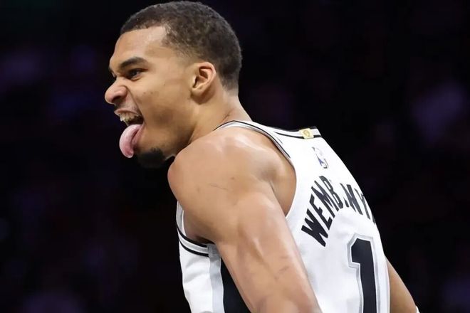 文班亚马反超亚历山大登顶MVP榜，生涯首次登顶